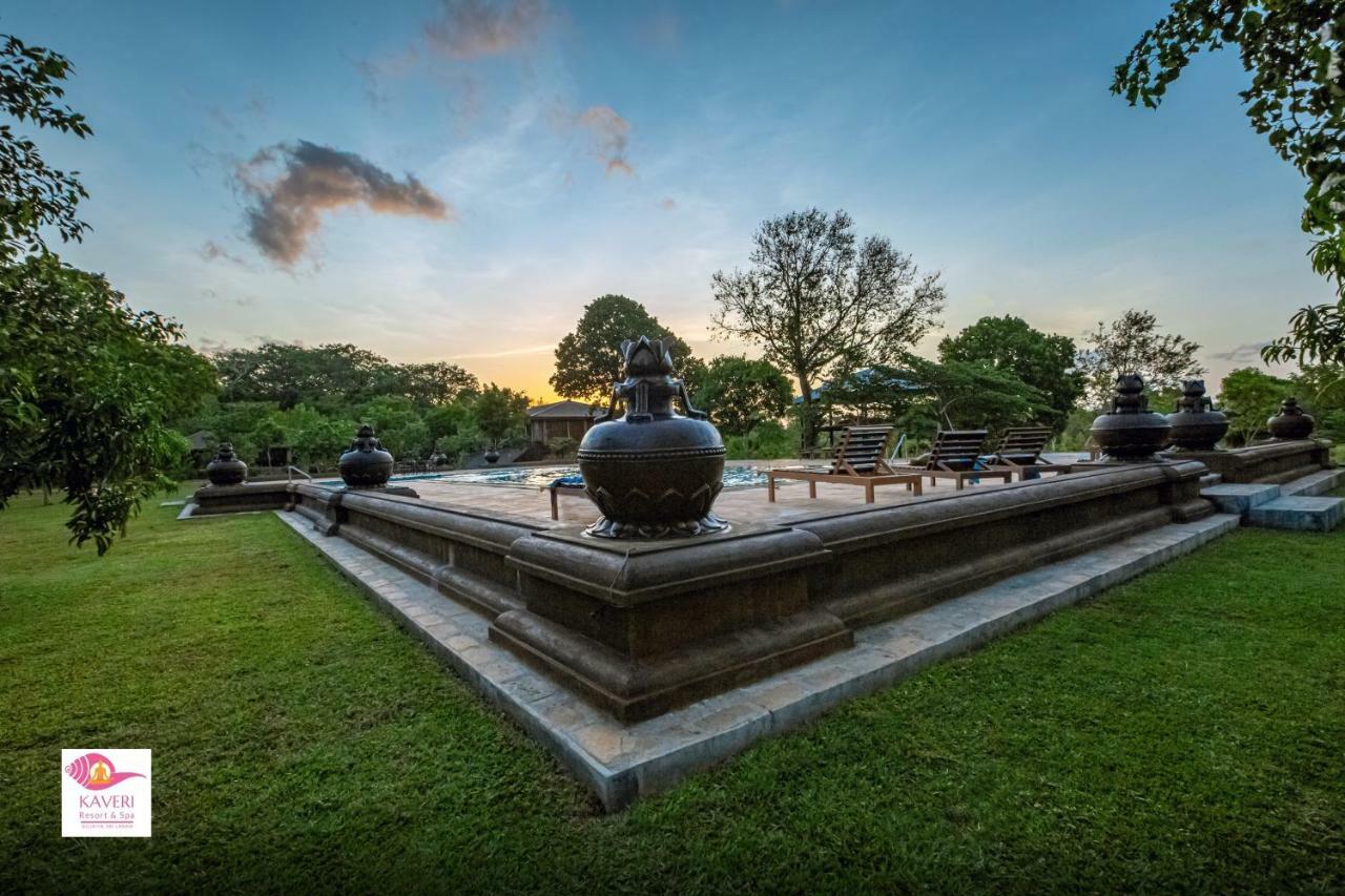 Kaveri Resort Sigiriya Eksteriør billede